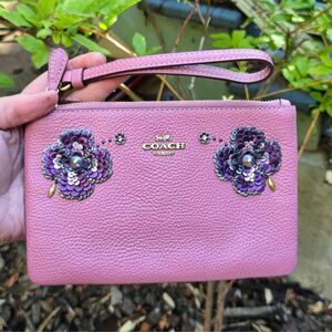 Coach Rivet Tea Rose Pink Sequins Floral Primrose Leather Wristlet (F31835)